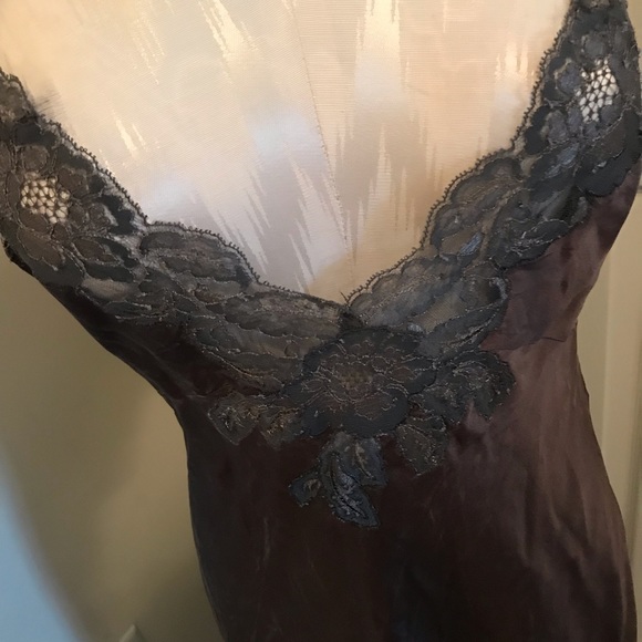 Donna Karan nightgown size M 100% silk hospital fashion show item $325 - Picture 11 of 12